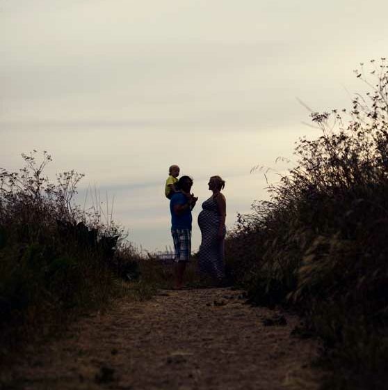 sunset maternity photo with toddler two tree island Leigh on sea essex