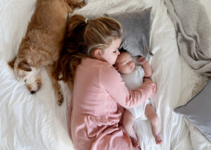 Read more about the article 5 reasons why choose newborn photoshoot at home