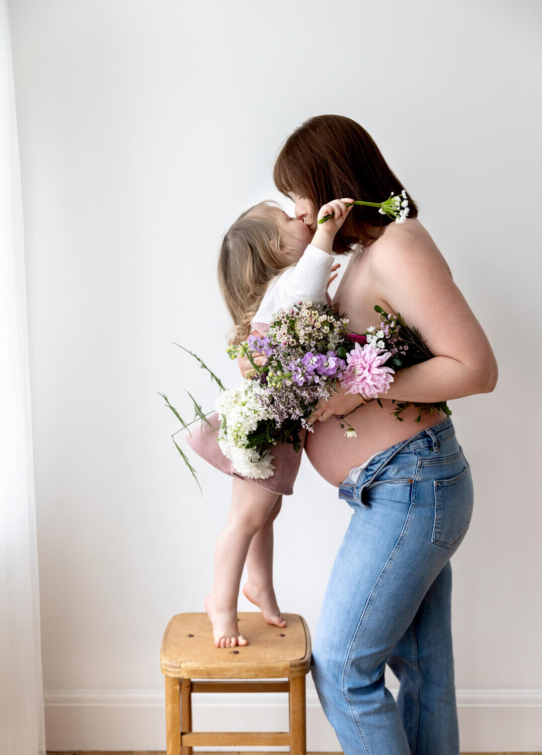 studio maternity photoshoot in Leigh on sea essex